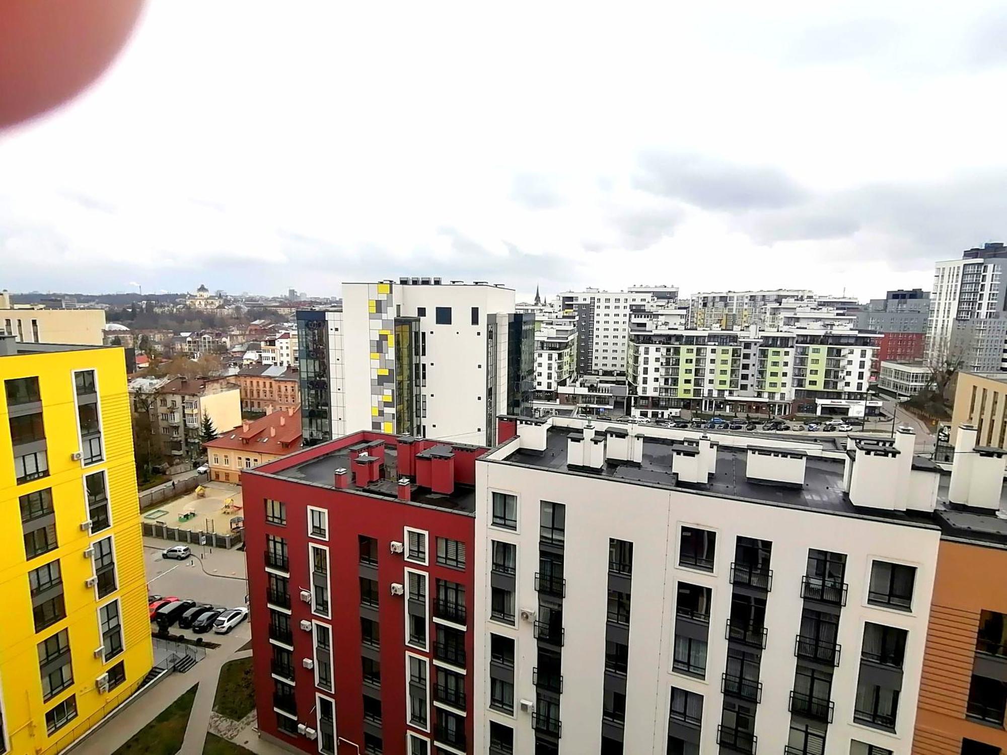 Новобудова Сам Центр Жк "Семицвіт" Lejlighed Lviv Eksteriør billede